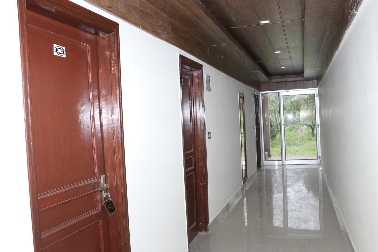 Hotel Green Tara Manāli Екстериор снимка